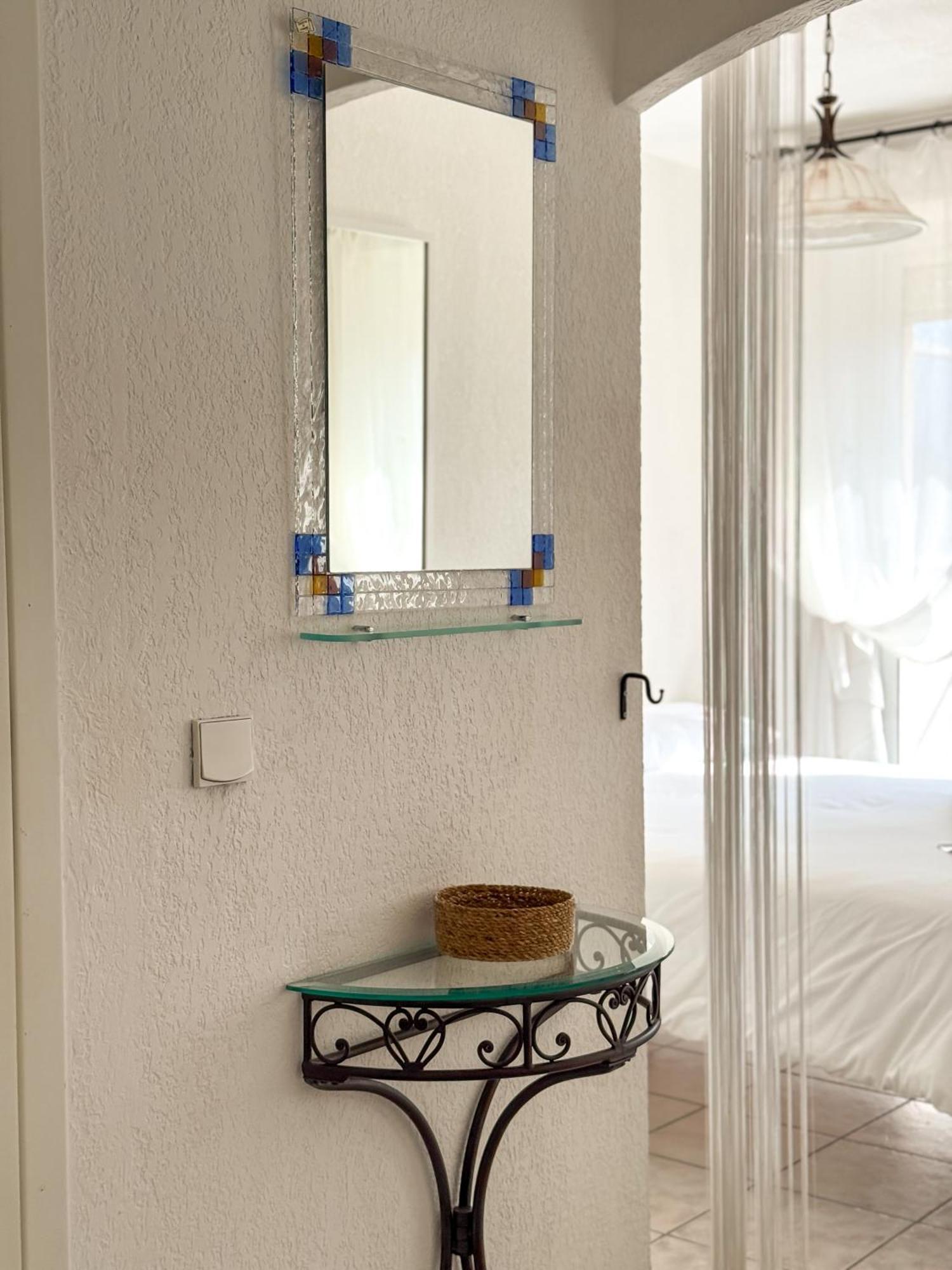 Coquet appartement avec terrasse sur la mer Roquebrune-Cap-Martin Extérieur photo