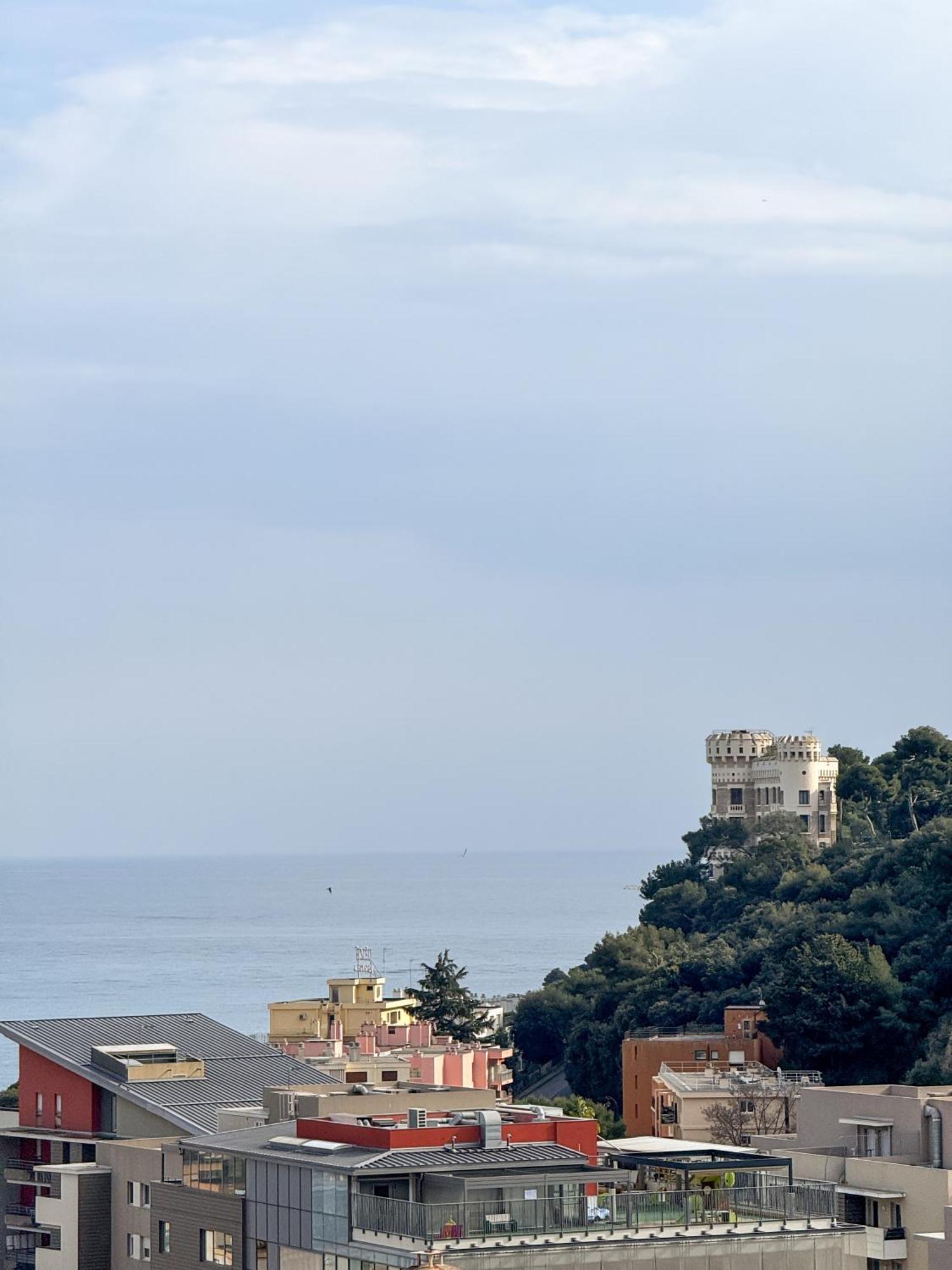 Coquet appartement avec terrasse sur la mer Roquebrune-Cap-Martin Extérieur photo